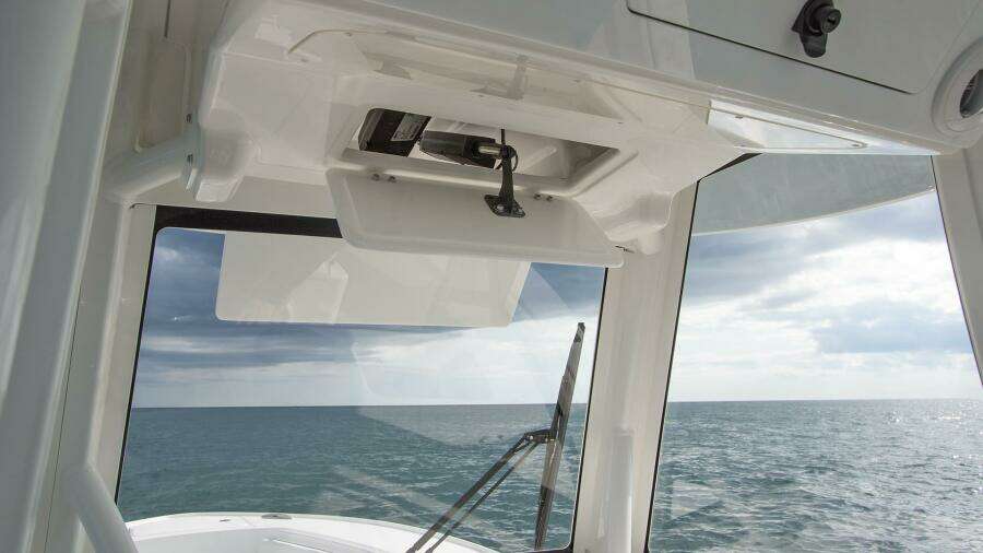 28ft Regulator Yacht For Sale