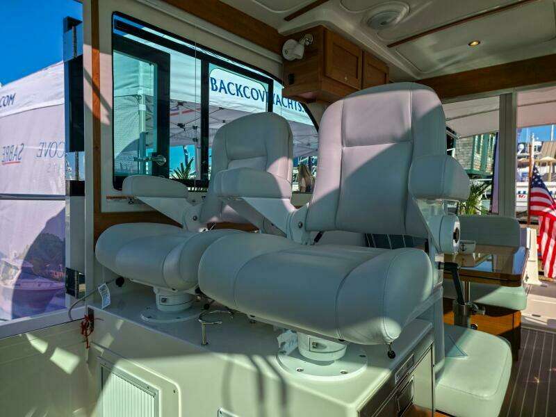 41ft Back Cove Yacht For Sale
