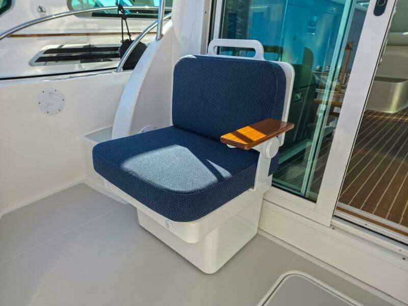 41ft Back Cove Yacht For Sale