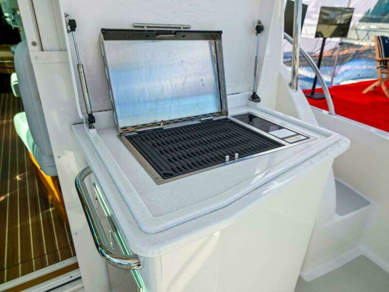 41ft Back Cove Yacht For Sale