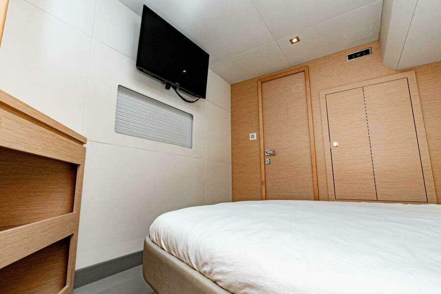 Libert e 44ft Fountaine Pajot Yacht For Sale Libert e 44ft Fountaine Pajot Yacht For Sale