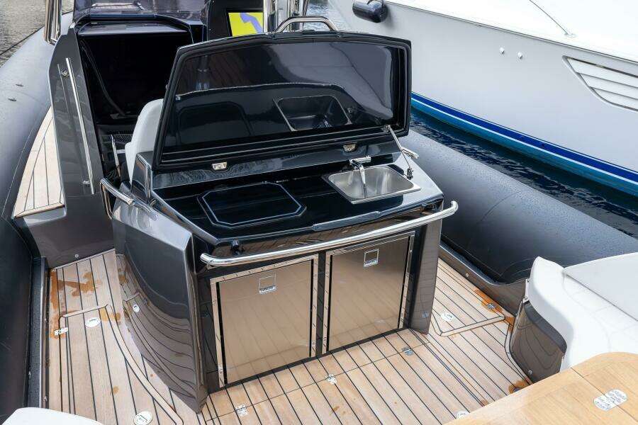 T T GYPZY 37ft Sacs Yacht For Sale