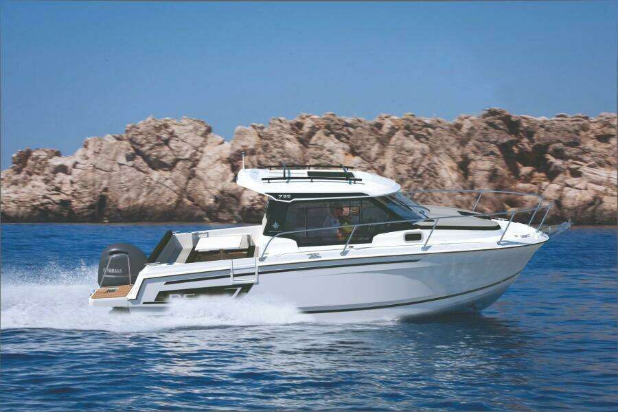 26ft Jeanneau Yacht For Sale