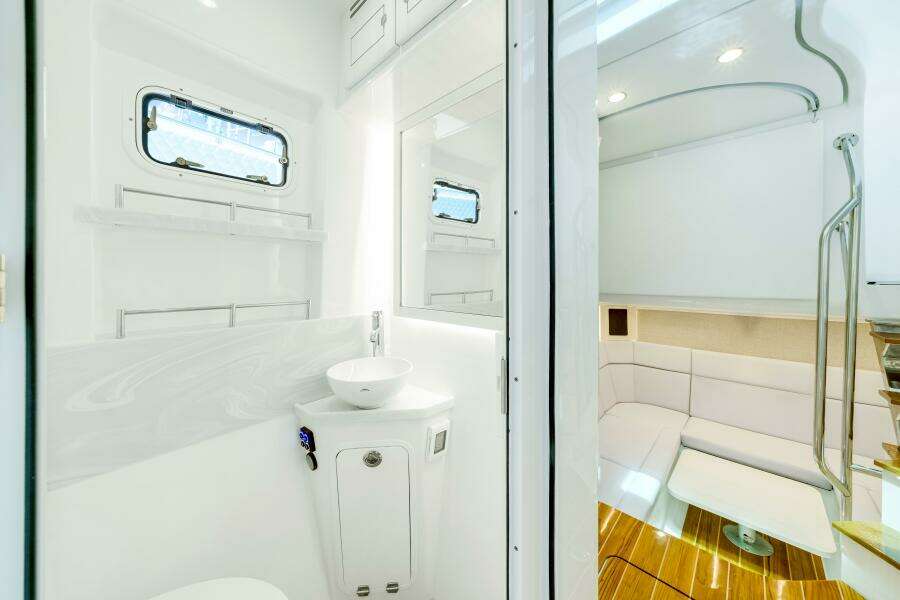 56ft HCB Yacht For Sale