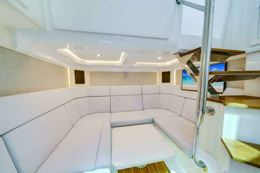 56ft HCB Yacht For Sale