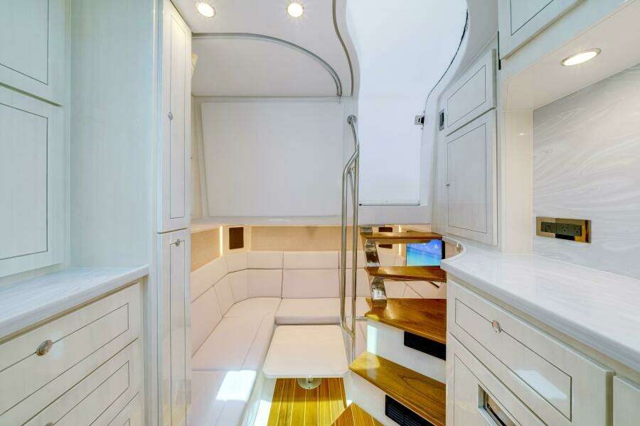 56ft HCB Yacht For Sale
