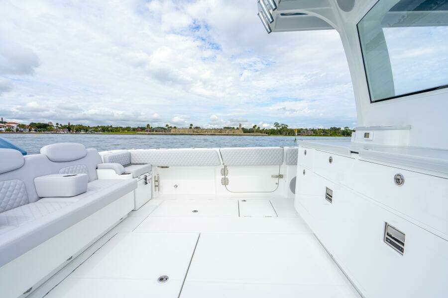 56ft HCB Yacht For Sale