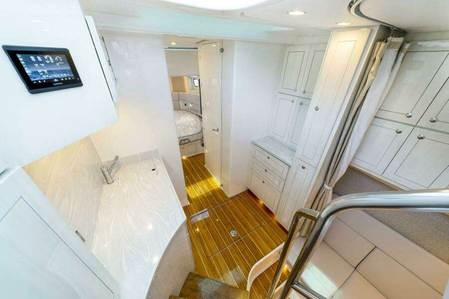 56ft HCB Yacht For Sale