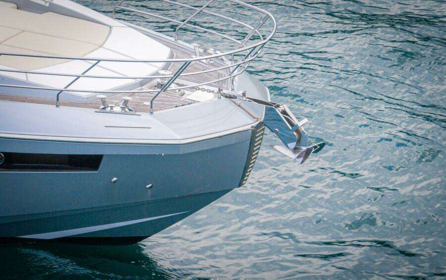 2017 Azimut 77 