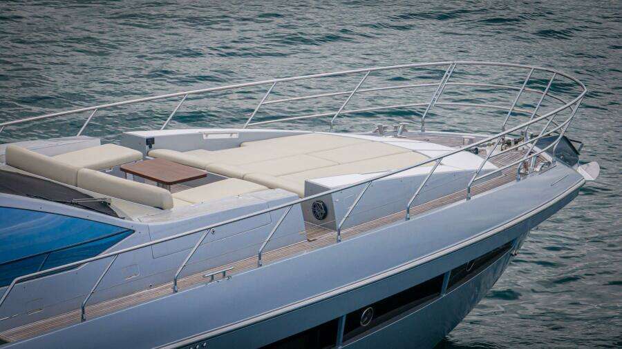 2017 Azimut 77 