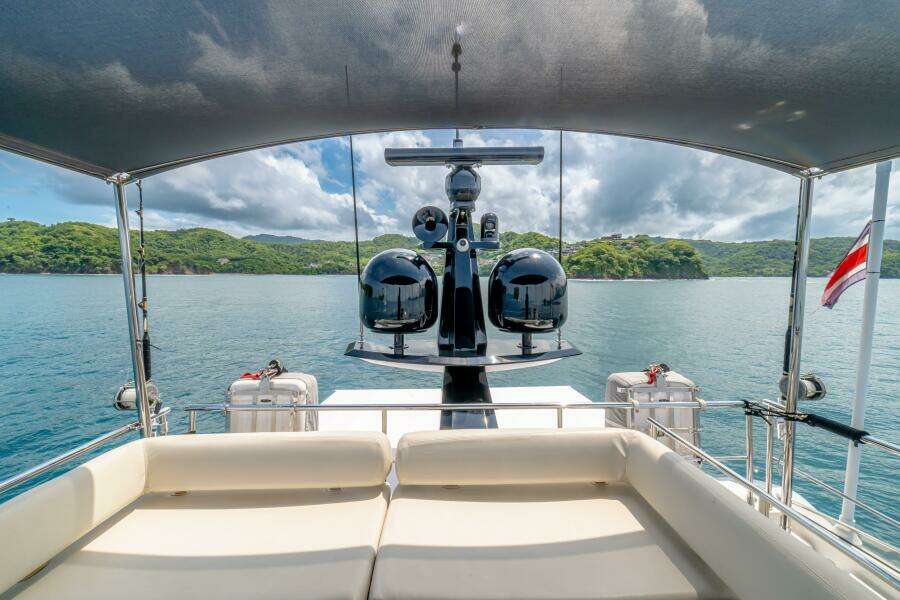 2017 Azimut 77 
