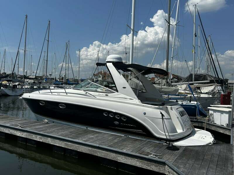 35ft Chaparral Yacht For Sale