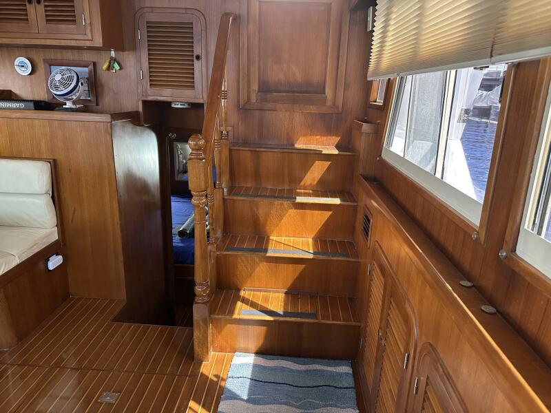 42' 2002 Novatec Sundeck