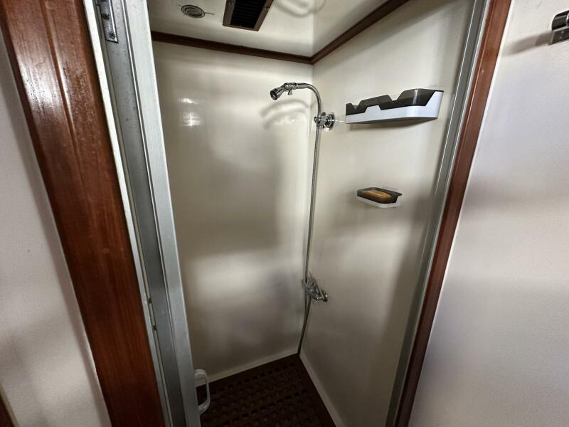 42' 2002 Novatec Sundeck