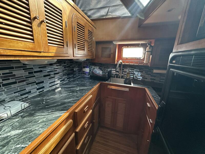 42' 2002 Novatec Sundeck