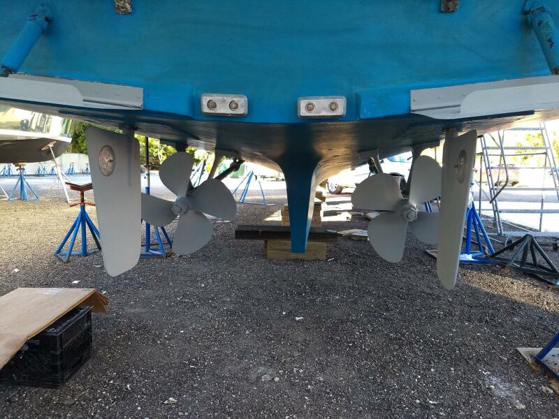 42' 2002 Novatec Sundeck