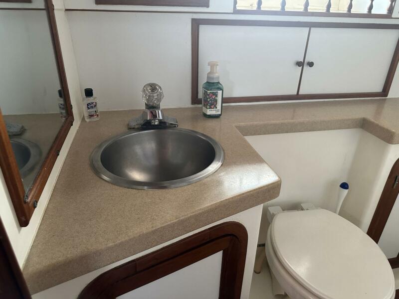 42' 2002 Novatec Sundeck