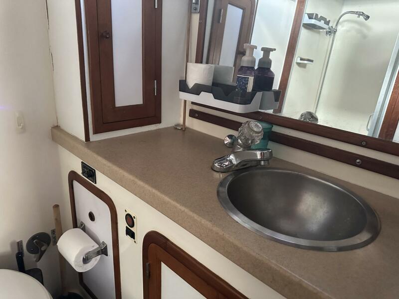 42' 2002 Novatec Sundeck