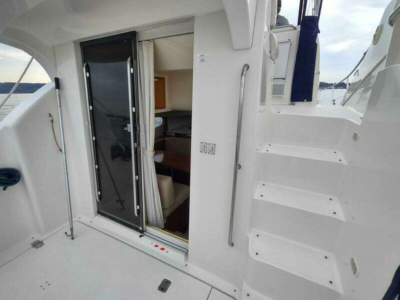 NO BAD DAYS 33ft Silverton Yacht For Sale