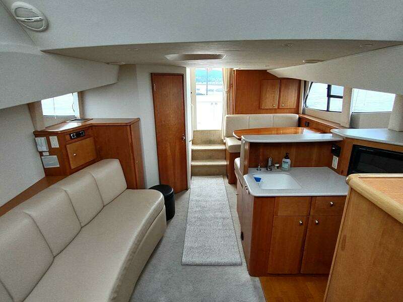 NO BAD DAYS 33ft Silverton Yacht For Sale