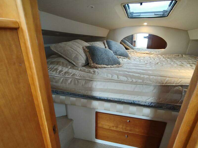 NO BAD DAYS 33ft Silverton Yacht For Sale