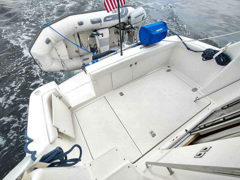 NO BAD DAYS 33ft Silverton Yacht For Sale