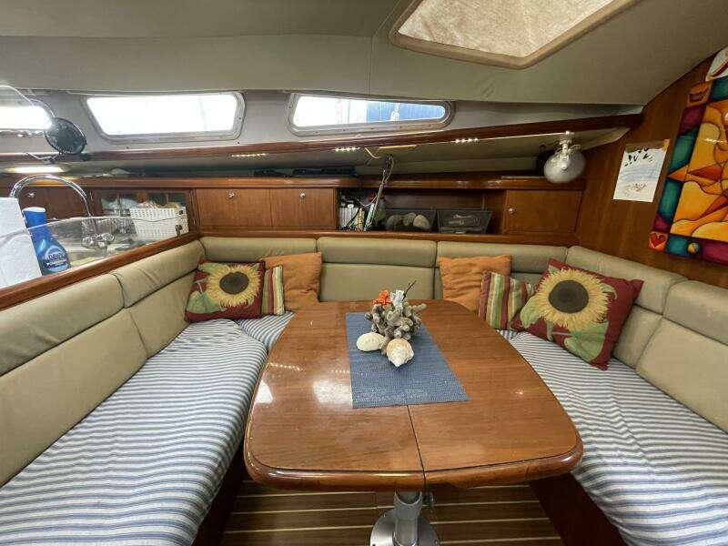 Role 44ft Hunter Yacht For Sale Role 44ft Hunter Yacht For Sale