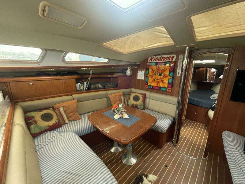 Role 44ft Hunter Yacht For Sale Role 44ft Hunter Yacht For Sale