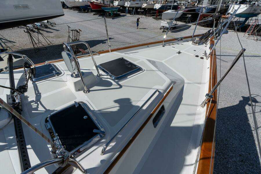 Solitude 54ft Passport Yacht For Sale