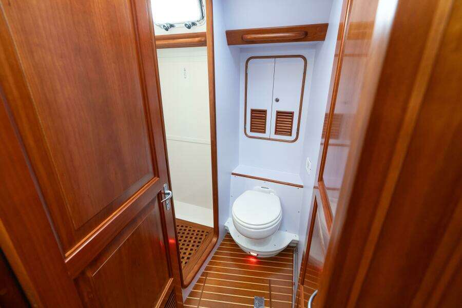 Solitude 54ft Passport Yacht For Sale