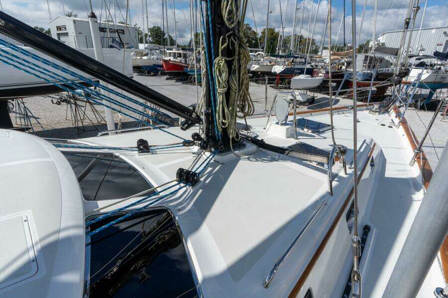 Solitude 54ft Passport Yacht For Sale