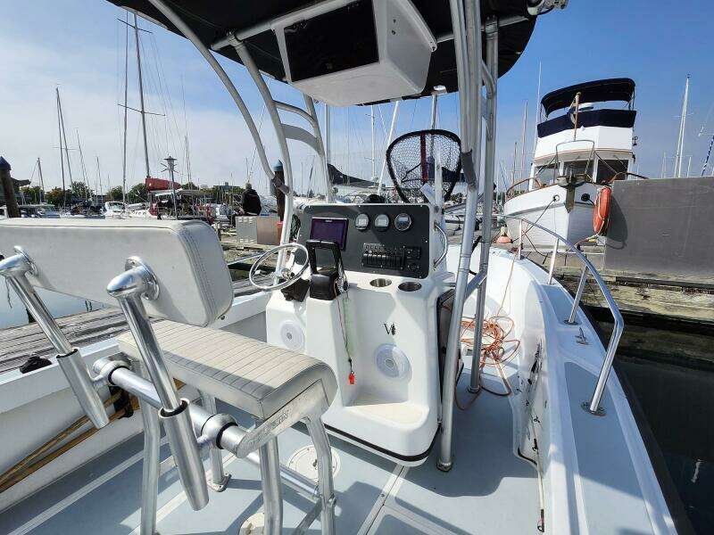 20ft Boston Whaler Yacht For Sale