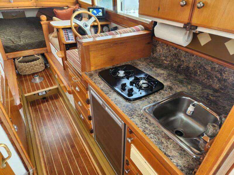 27ft Other Yacht For Sale