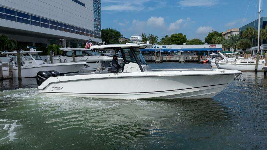 REEL DANCER 33ft Boston Whaler Yacht For Sale