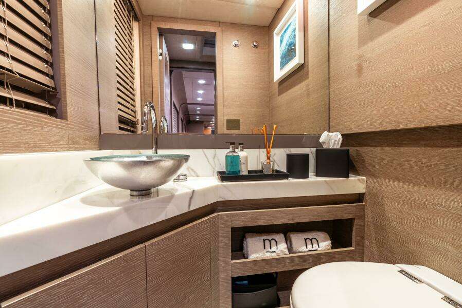 M 105ft Monte Carlo Yachts Yacht For Sale