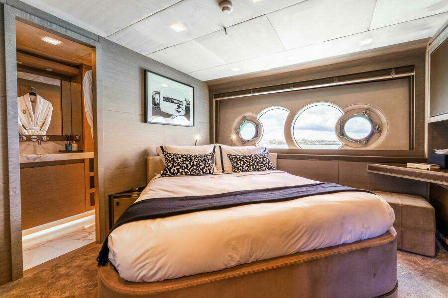 M 105ft Monte Carlo Yachts Yacht For Sale
