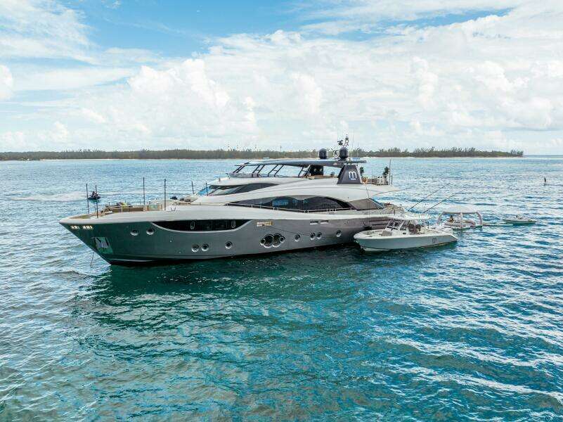 M 105ft Monte Carlo Yachts Yacht For Sale