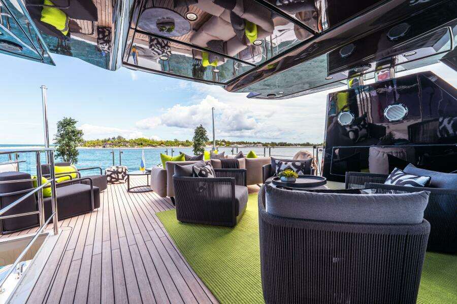 M 105ft Monte Carlo Yachts Yacht For Sale