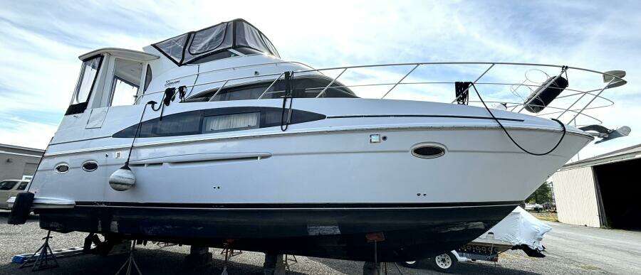 Michelle Rene 39ft Carver Yacht For Sale