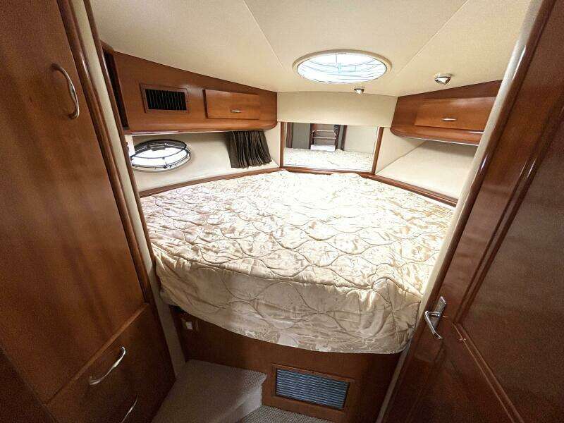 Michelle Rene 39ft Carver Yacht For Sale