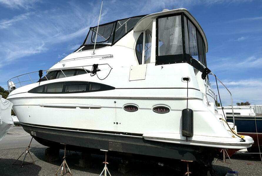 Michelle Rene 39ft Carver Yacht For Sale