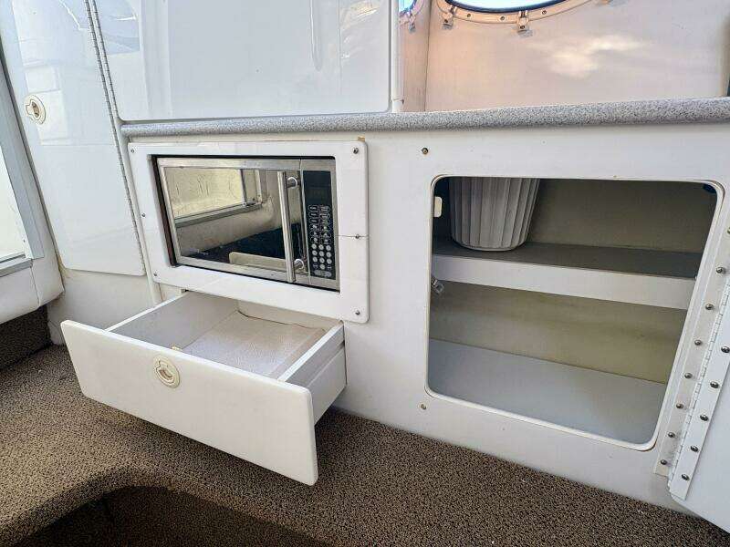 Sick Puppy 33ft Formula Yacht For Sale