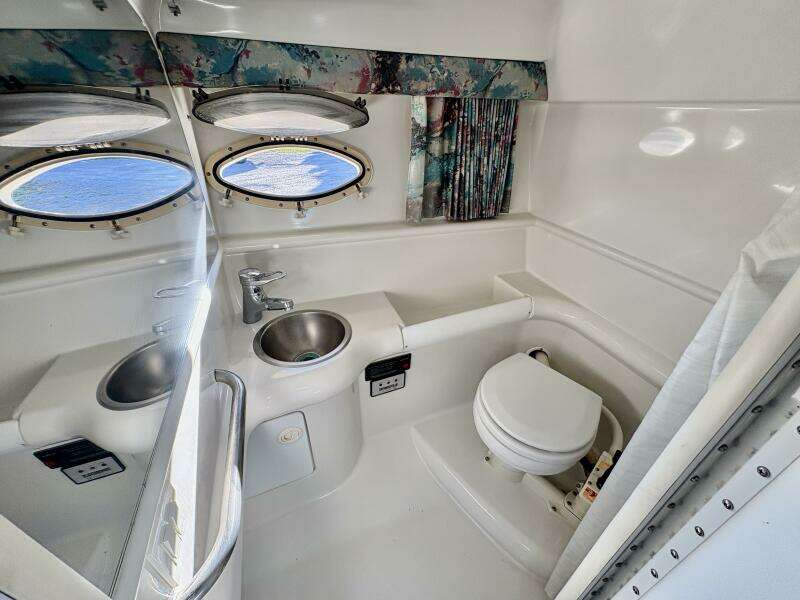Sick Puppy 33ft Formula Yacht For Sale