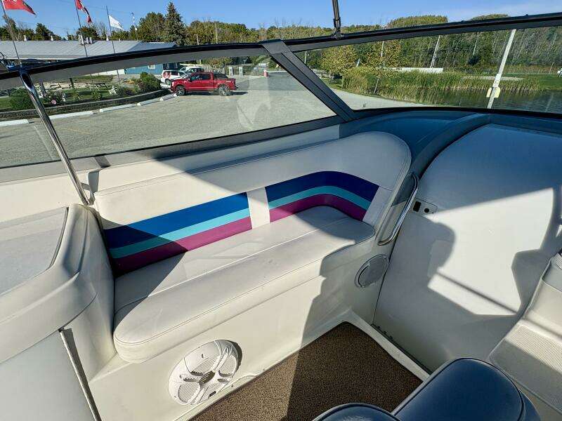 Sick Puppy 33ft Formula Yacht For Sale