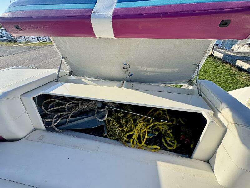 Sick Puppy 33ft Formula Yacht For Sale