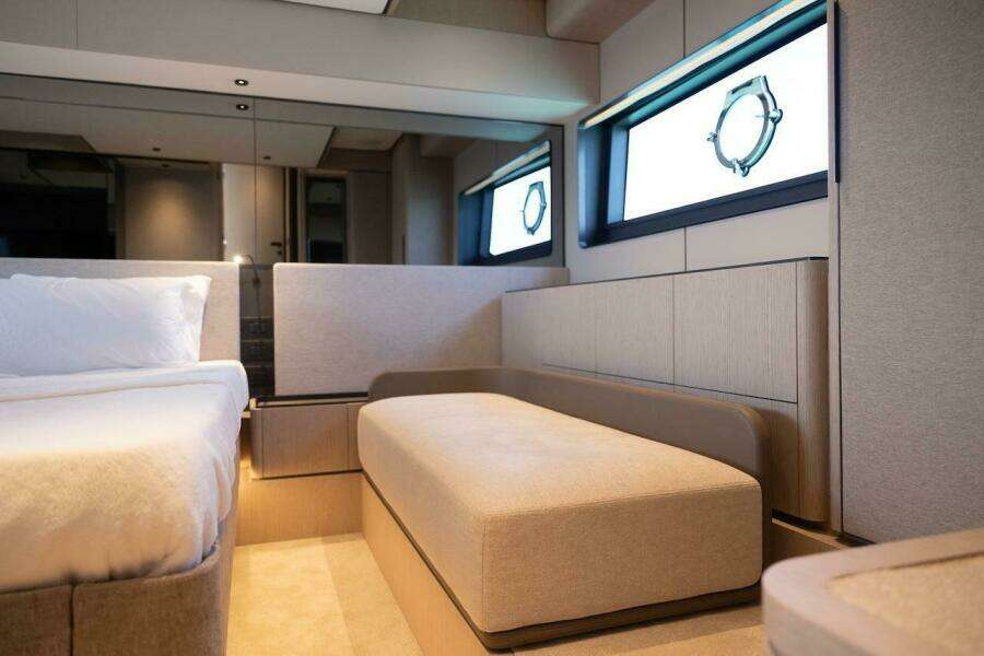 Macu 58ft Ferretti Yachts Yacht For Sale