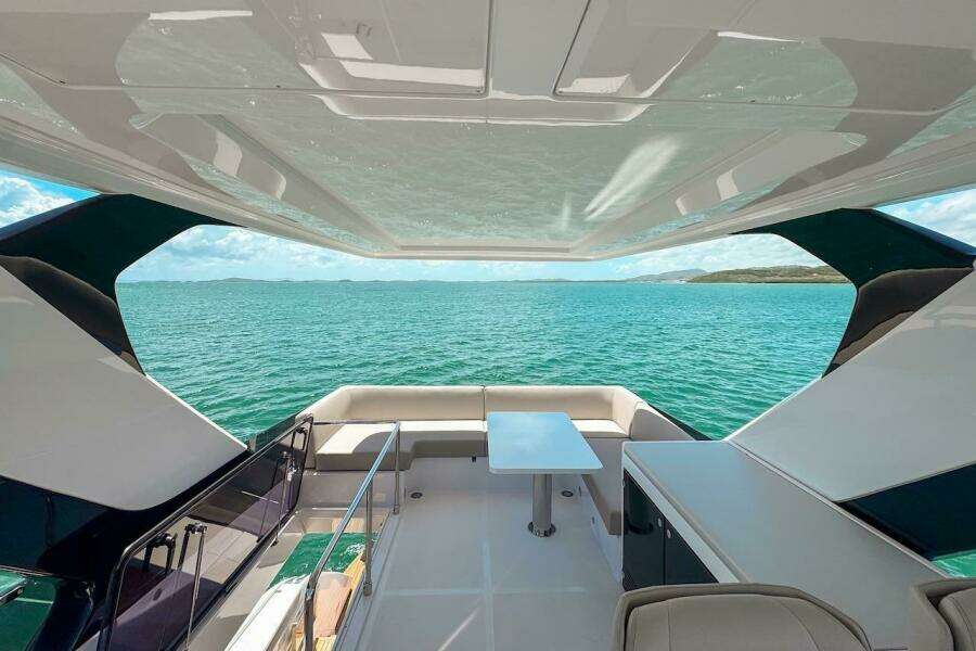 Macu 58ft Ferretti Yachts Yacht For Sale