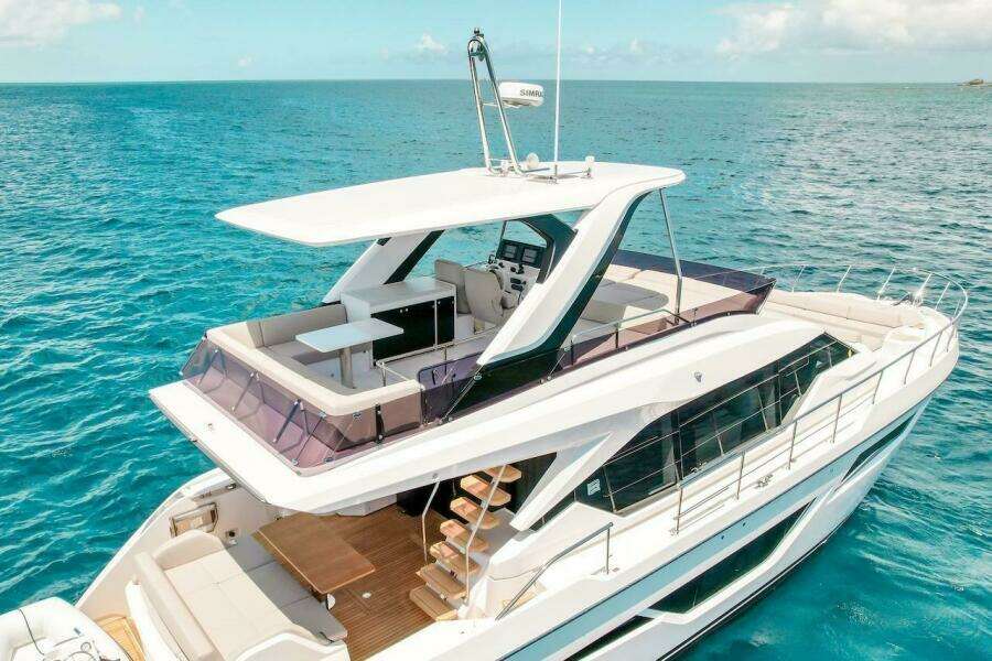 Macu 58ft Ferretti Yachts Yacht For Sale
