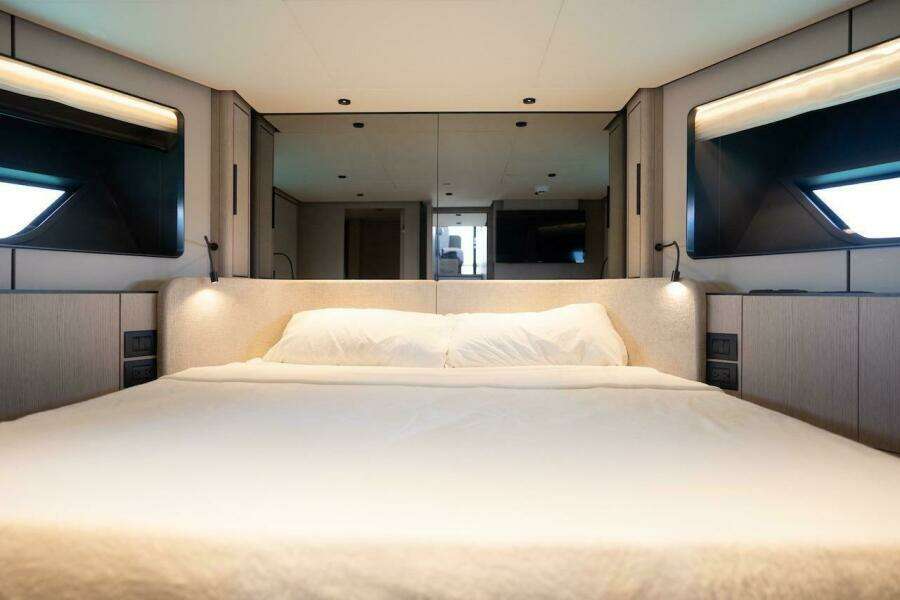 Macu 58ft Ferretti Yachts Yacht For Sale