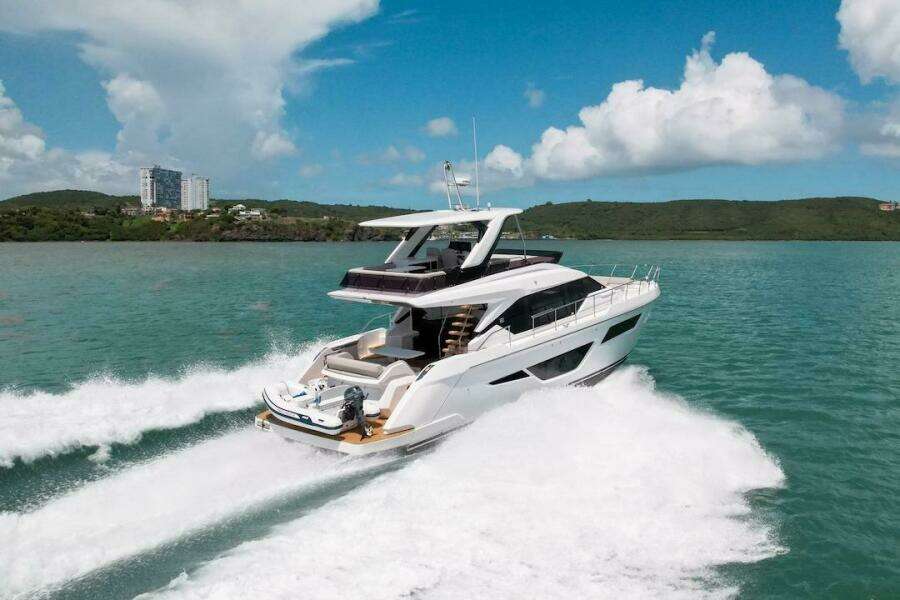 Macu 58ft Ferretti Yachts Yacht For Sale